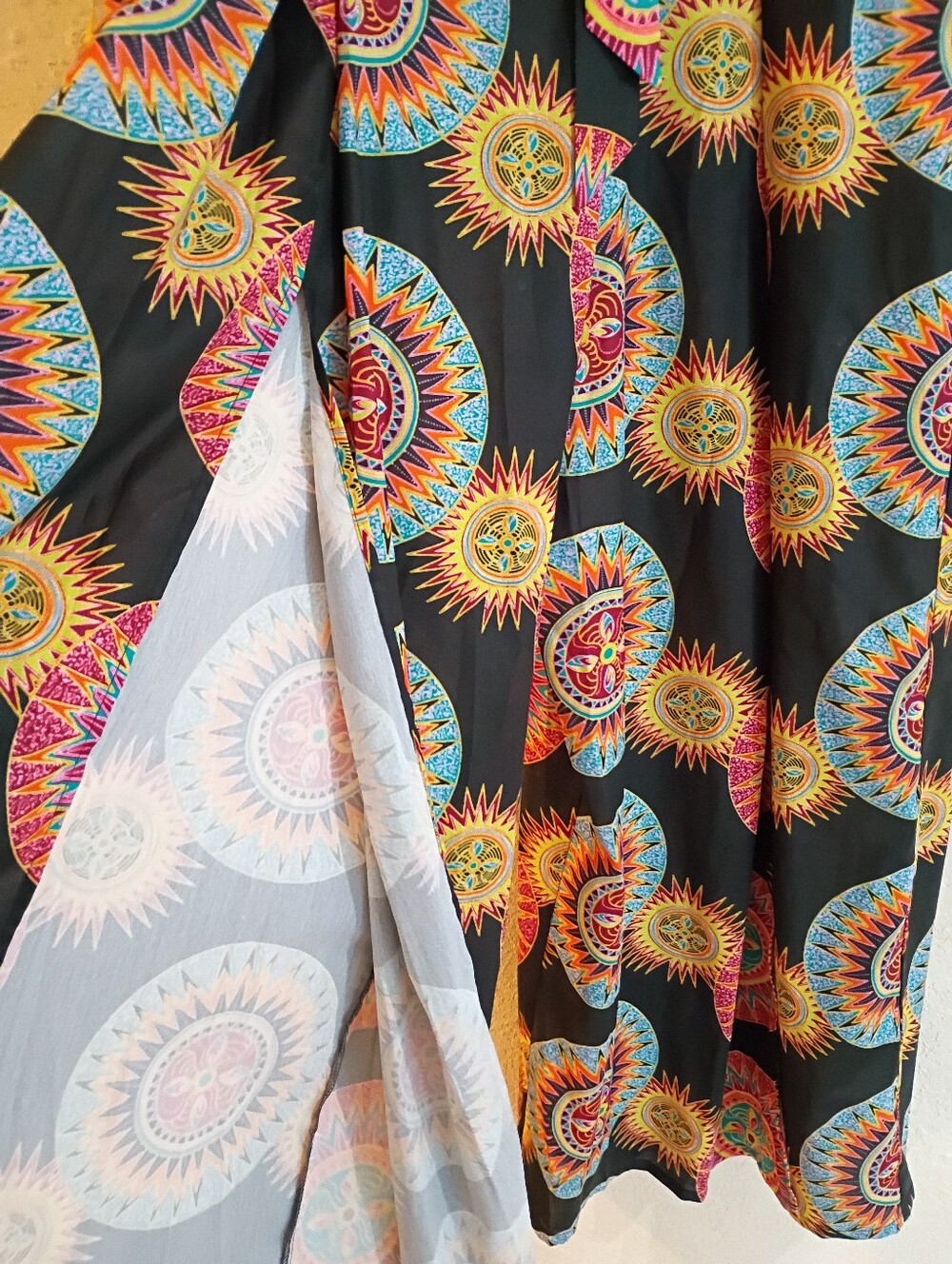 D'IYANU wide-leg pants, vibrant, sunburst, Flowy W/Pockets Front Splits XL TALL - Picture 2 of 5